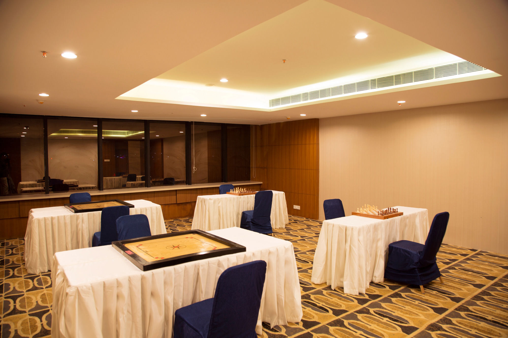 V7 Hotel Chennai Exterior photo